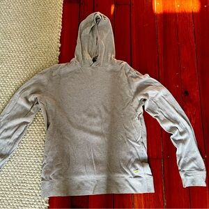 Vuori hooded pullover
